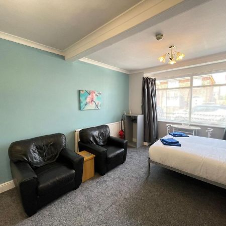 Large Ground Floor Studio Holiday Apartment Skegness - Flat 12 المظهر الخارجي الصورة